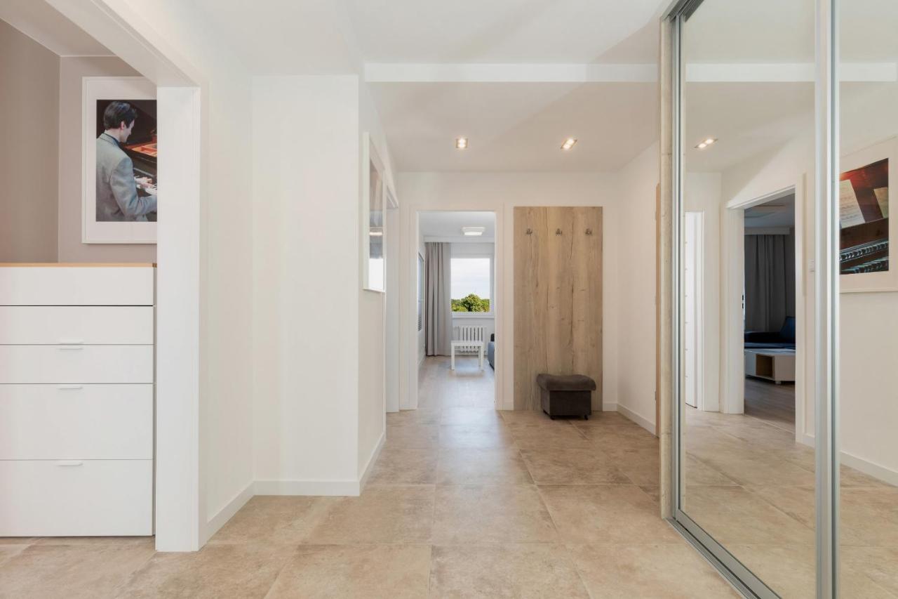 Apartament Z Widokiem Na Port Swinoujscie By Noclegi Renters Eksteriør billede